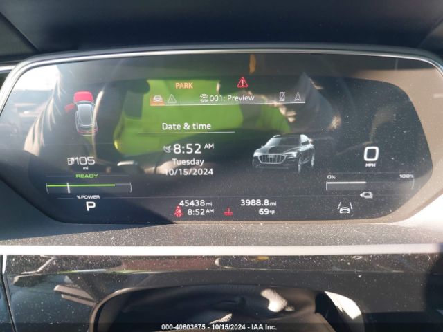 WA1AAAGEXMB013643 Audi E-tron Premium Quattro