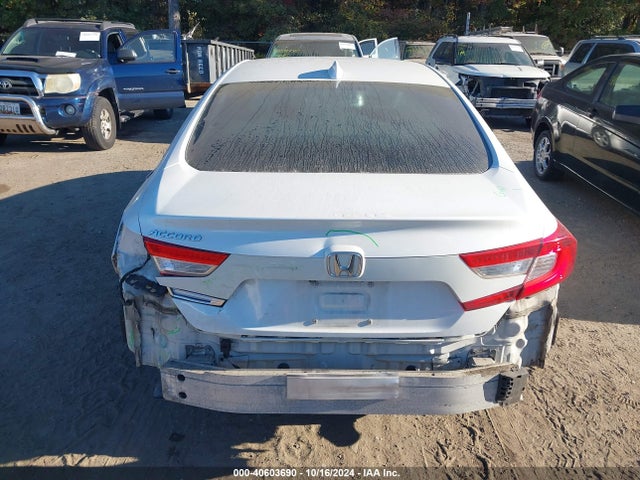 Honda ACCORD LX 2018 1HGCV1F11JA067529 Image 16