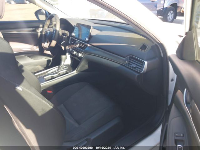 2018 HONDA ACCORD 1HGCV1F11JA067529 Photo 4
