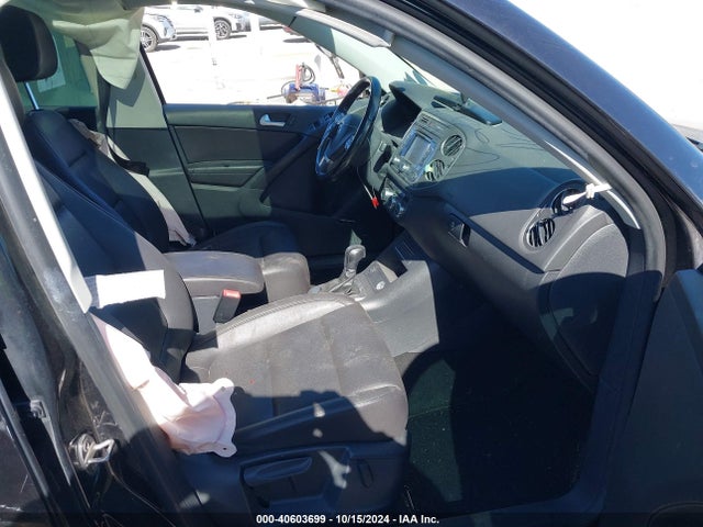 WVGBV3AX4EW615254 Volkswagen Tiguan Sel