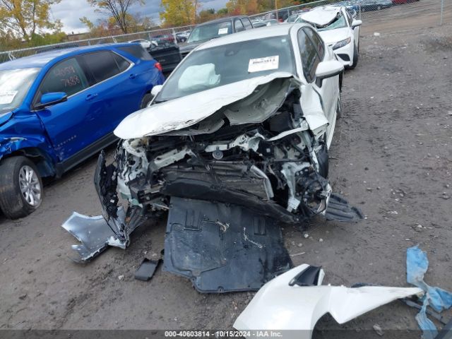 JTNK4RBE7K3043161 Toyota COROLLA SE