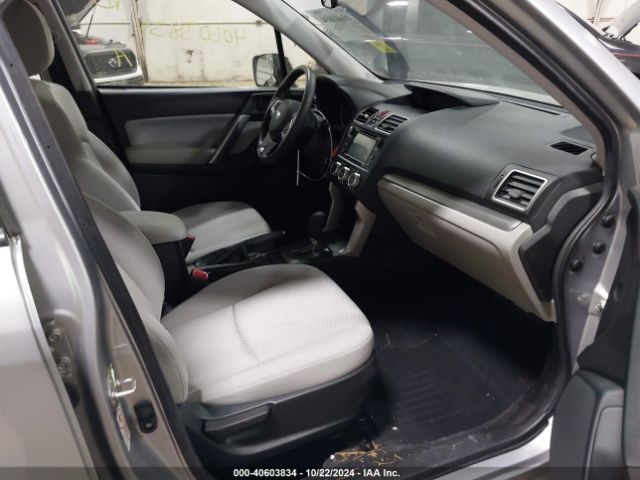 JF2SJAAC8JH584365 Subaru Forester 2.5i
