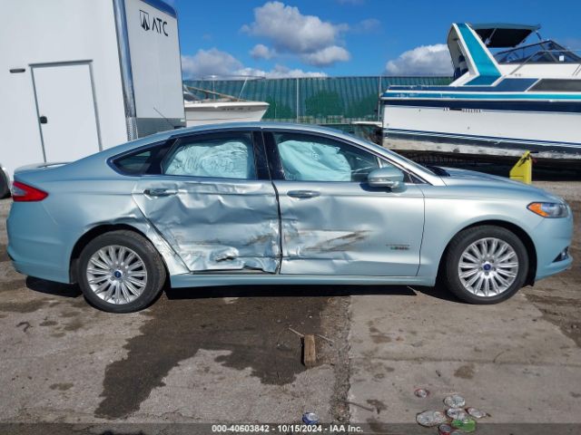 3FA6P0SU6ER191555 Ford Fusion Energi Titanium
