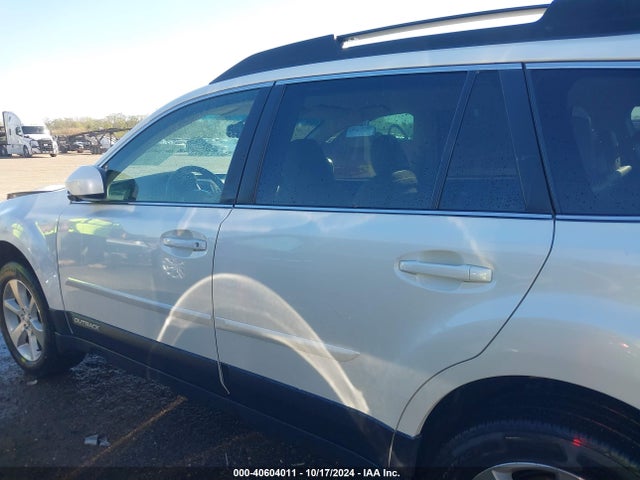 Subaru Outback 2.5i Limited 2014 4S4BRBKCXE3247187 Image 15