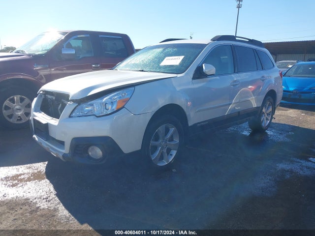 Subaru Outback 2.5i Limited 2014 4S4BRBKCXE3247187 Image 2