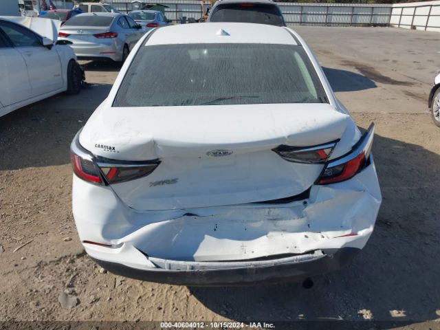 3MYDLBYV1KY500294 Toyota YARIS L