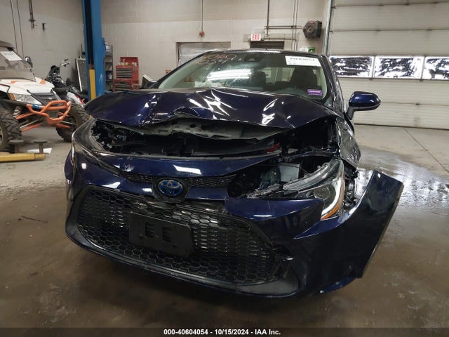 JTDEAMDE6NJ060284 Toyota Corolla Hybrid Le