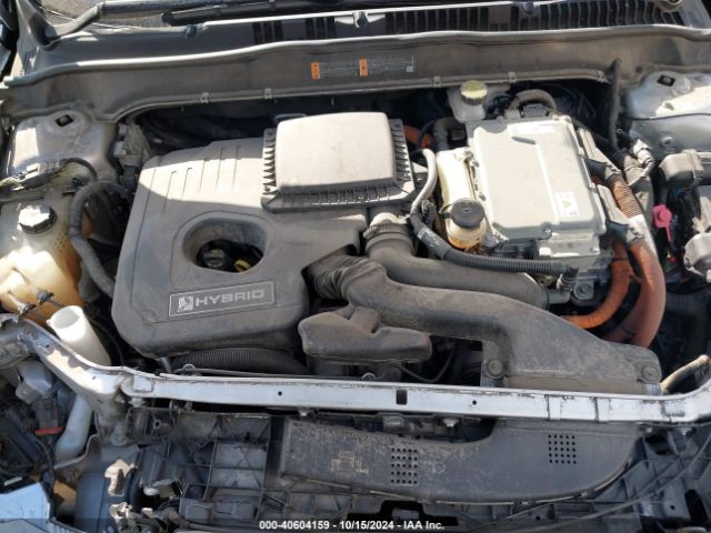 3FA6P0LU8JR219560 Ford Fusion Hybrid Se