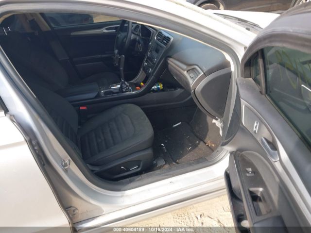 3FA6P0LU8JR219560 Ford Fusion Hybrid Se