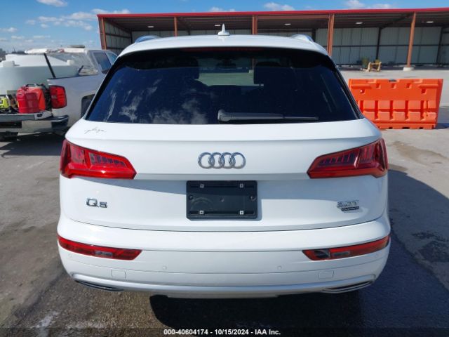 WA1BNAFY1J2201287 Audi Q5 2.0t Premium/2.0t Tech Premium