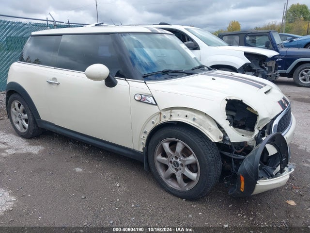 2009 MINI COOPER S WMWMF73559TW83290 Photo 0
