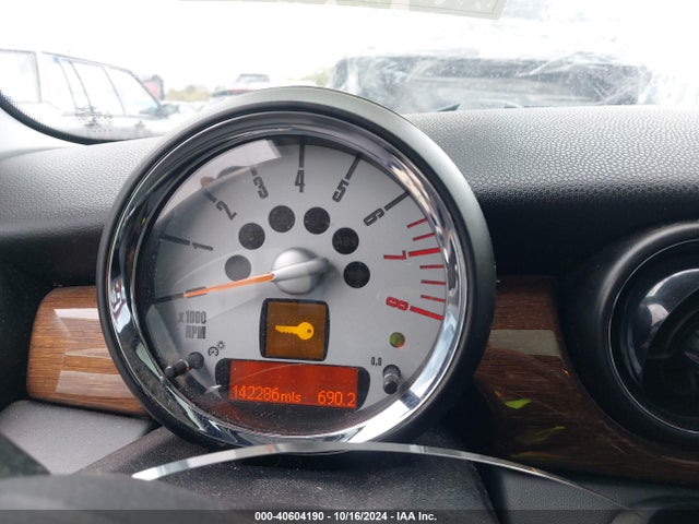 2009 MINI COOPER S WMWMF73559TW83290 Photo 6