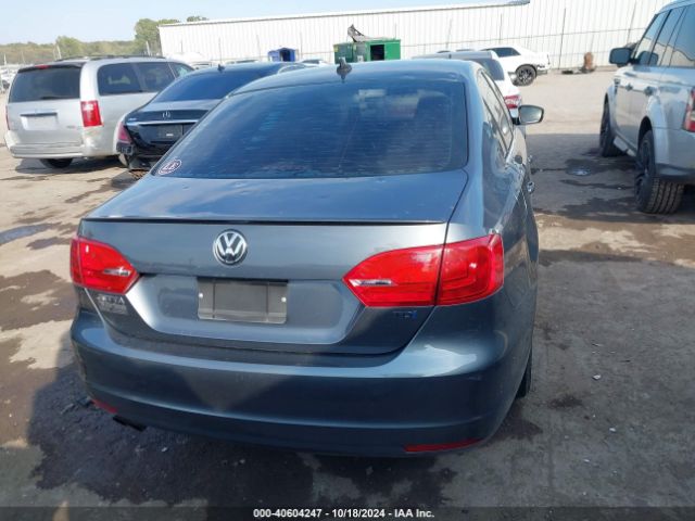 3VWLL7AJ2EM377998 Volkswagen Jetta 2.0l Tdi