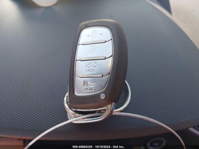KMHC65LC2KU170611 Hyundai Ioniq Hybrid Blue