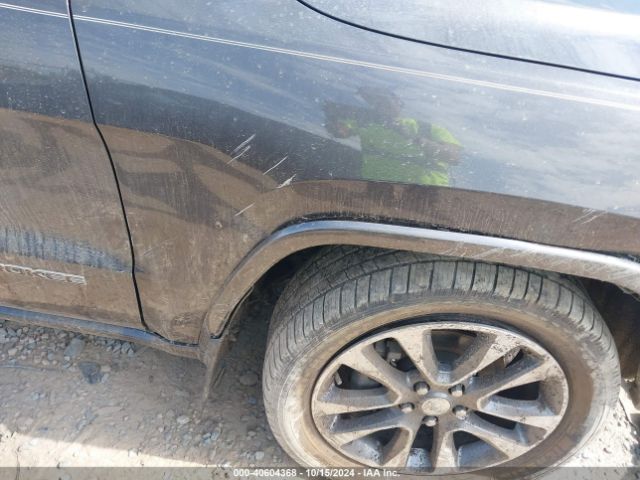 1C4RJFCG5JC227782 Jeep Grand Cherokee Overland 4x4