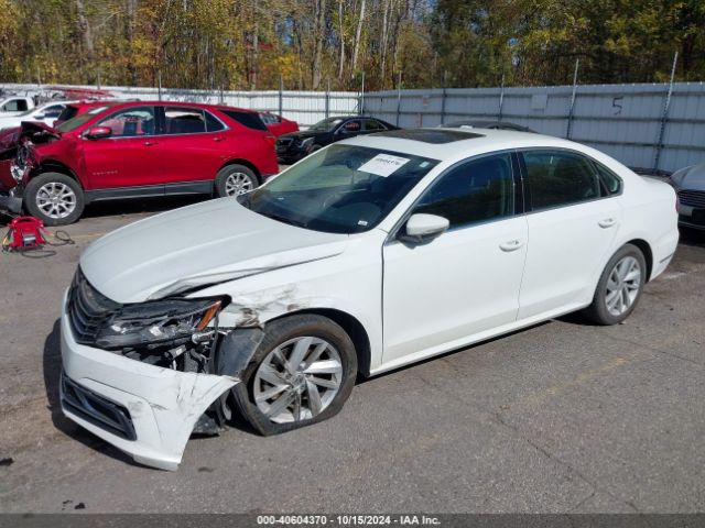 1VWBA7A37JC042881 Volkswagen Passat 2.0t Se