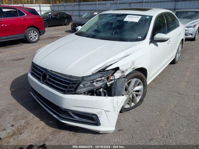 1VWBA7A37JC042881 Volkswagen Passat 2.0t Se