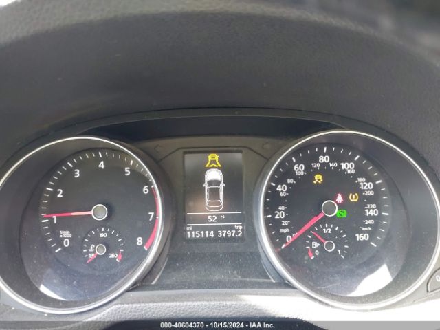 1VWBA7A37JC042881 Volkswagen Passat 2.0t Se