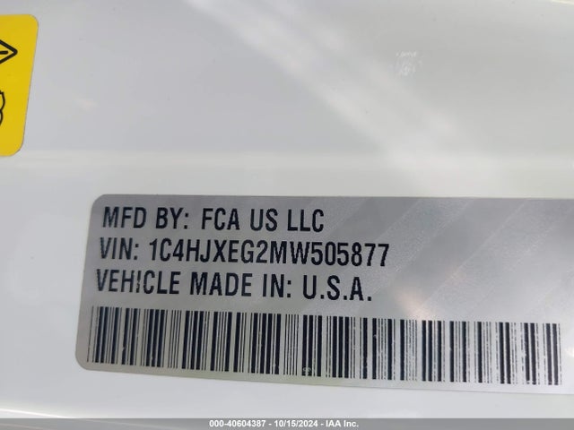 1C4HJXEG2MW505877 Jeep Wrangler Unlimited Sahara 4x4