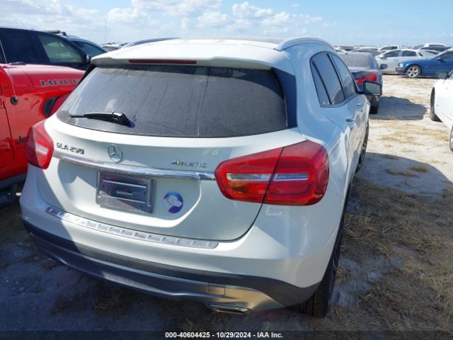 WDCTG4GBXFJ055253 Mercedes-Benz Gla 250 4matic