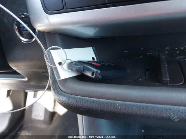 2019 TOYOTA HIGHLANDER 5TDKZRFH9KS369472 Photo 10