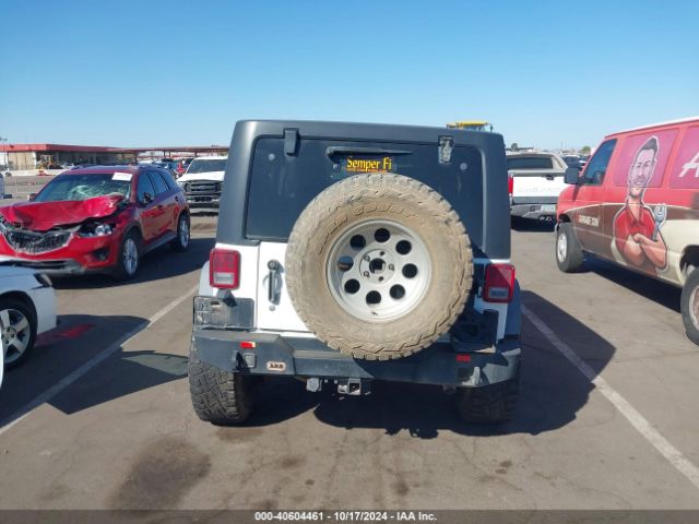 1C4BJWFG4FL674995 Jeep Wrangler Unlimited Rubicon