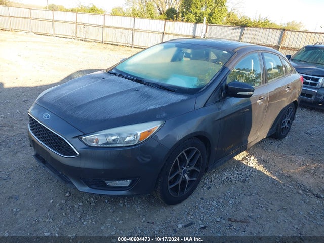 Ford FOCUS SE 2015 1FADP3F20FL240119 Image 2