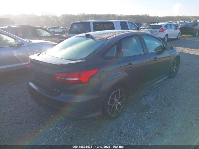 Ford FOCUS SE 2015 1FADP3F20FL240119 Image 4