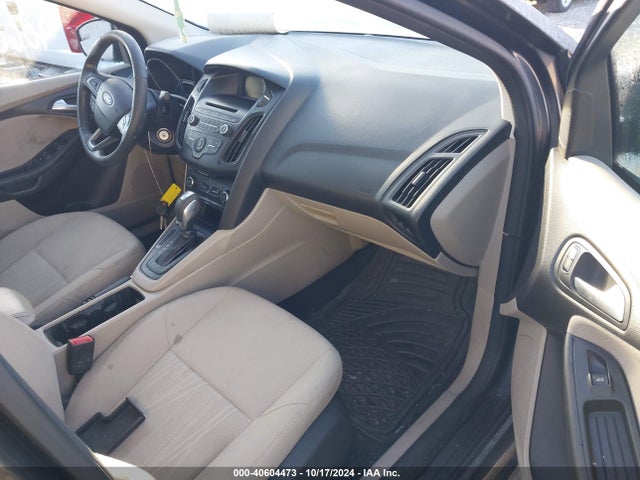 Ford FOCUS SE 2015 1FADP3F20FL240119 Image 5