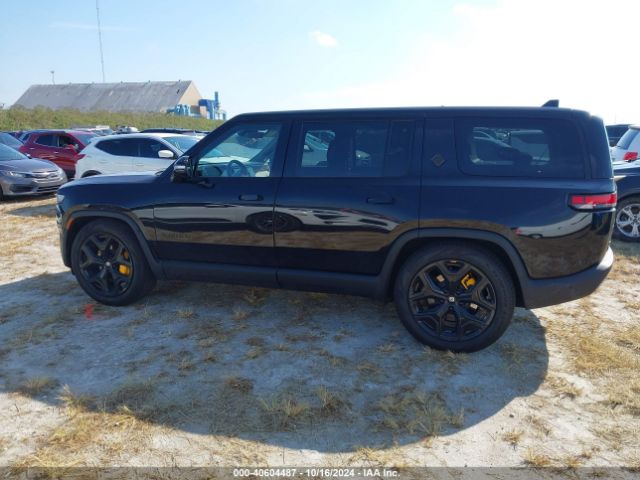 7PDSGABA9PN023363 Rivian R1s Adventure