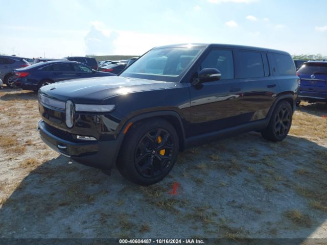 7PDSGABA9PN023363 Rivian R1s Adventure