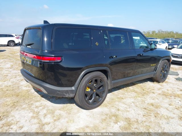 7PDSGABA9PN023363 Rivian R1s Adventure