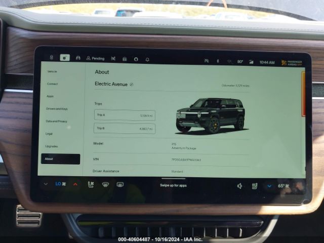 7PDSGABA9PN023363 Rivian R1s Adventure