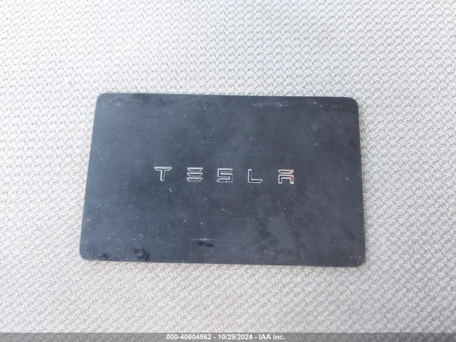 2019 TESLA MODEL 3 5YJ3E1EB8KF510339 Photo 10