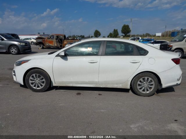 3KPF24ADXLE257935 KIA FORTE FE