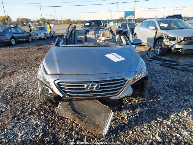 Hyundai SONATA SE 2015 5NPE24AFXFH246270 Image 13