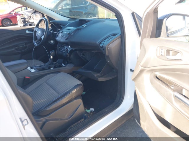 Ford ESCAPE SE 2017 1FMCU9GD1HUB94181 Image 5