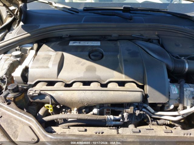 YV4902DZ4E2514325 Volvo Xc60 T6 R-design Premier Plus