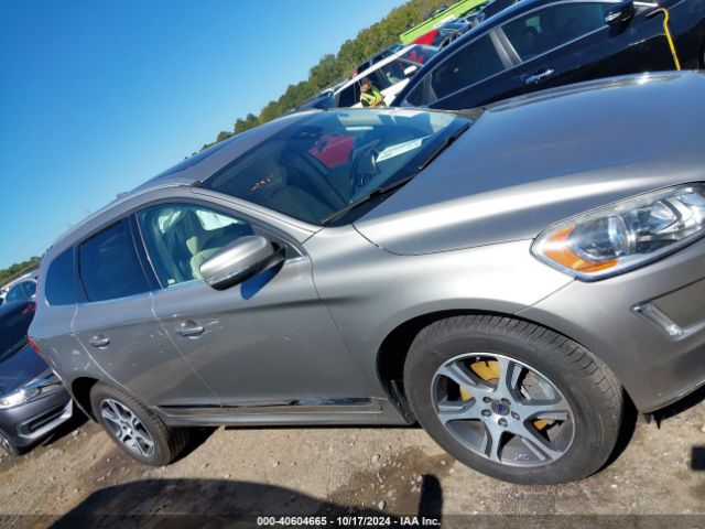YV4902DZ4E2514325 Volvo Xc60 T6 R-design Premier Plus