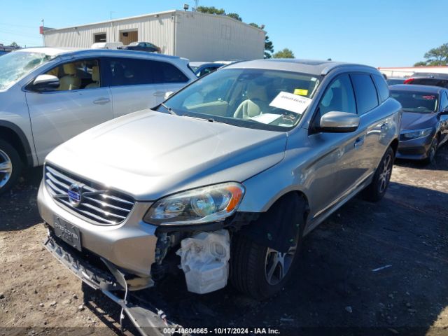YV4902DZ4E2514325 Volvo Xc60 T6 R-design Premier Plus