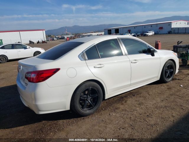 4S3BNAA65H3026185 Subaru Legacy 2.5i