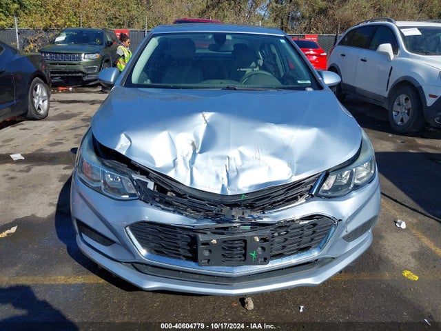 Chevrolet Cruze Ls Auto 2018 1G1BC5SM6J7136888 Image 12