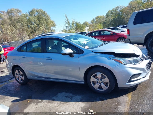 Chevrolet Cruze Ls Auto 2018 1G1BC5SM6J7136888 Image 13