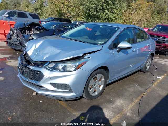 Chevrolet Cruze Ls Auto 2018 1G1BC5SM6J7136888 Image 2