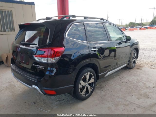 JF2SKAWC3KH437135 Subaru Forester Touring