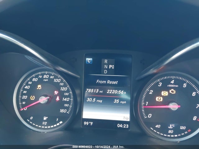 55SWF4JB6HU204765 Mercedes-Benz C 300 Luxury/sport
