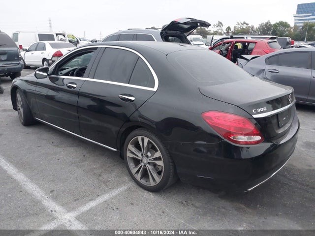 55SWF4JB4HU189148 Mercedes-Benz C 300 Luxury/sport