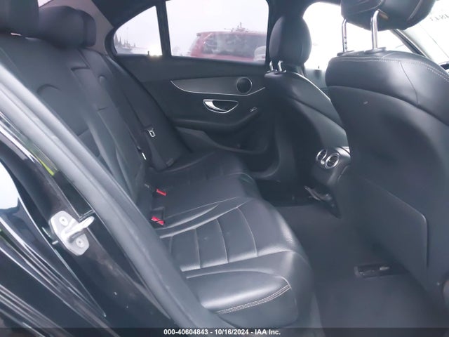 55SWF4JB4HU189148 Mercedes-Benz C 300 Luxury/sport