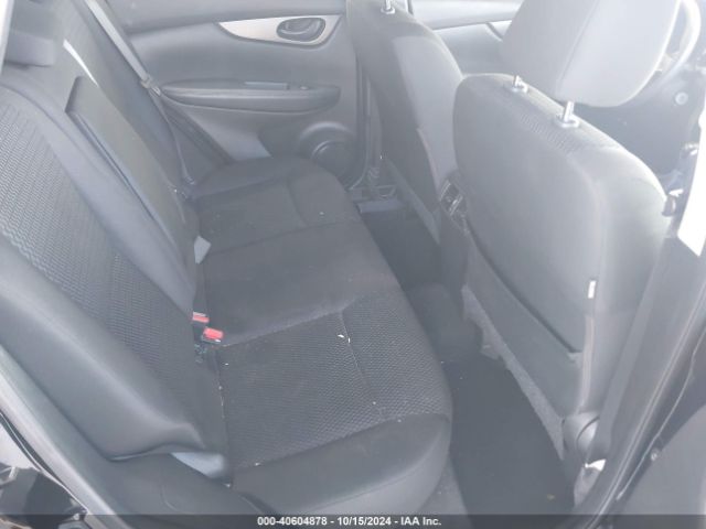 JN1BJ1CR8JW255647 Nissan Rogue Sport S