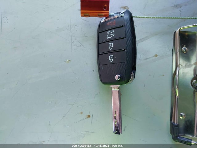 KIA Optima Lx 2019 5XXGT4L37KG336989 Image 11